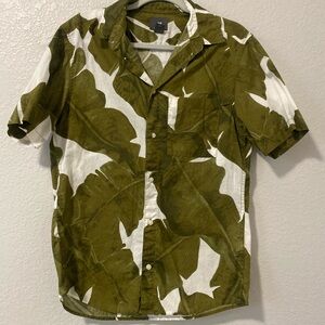 H&M Green and White Casual Button Down Shirt